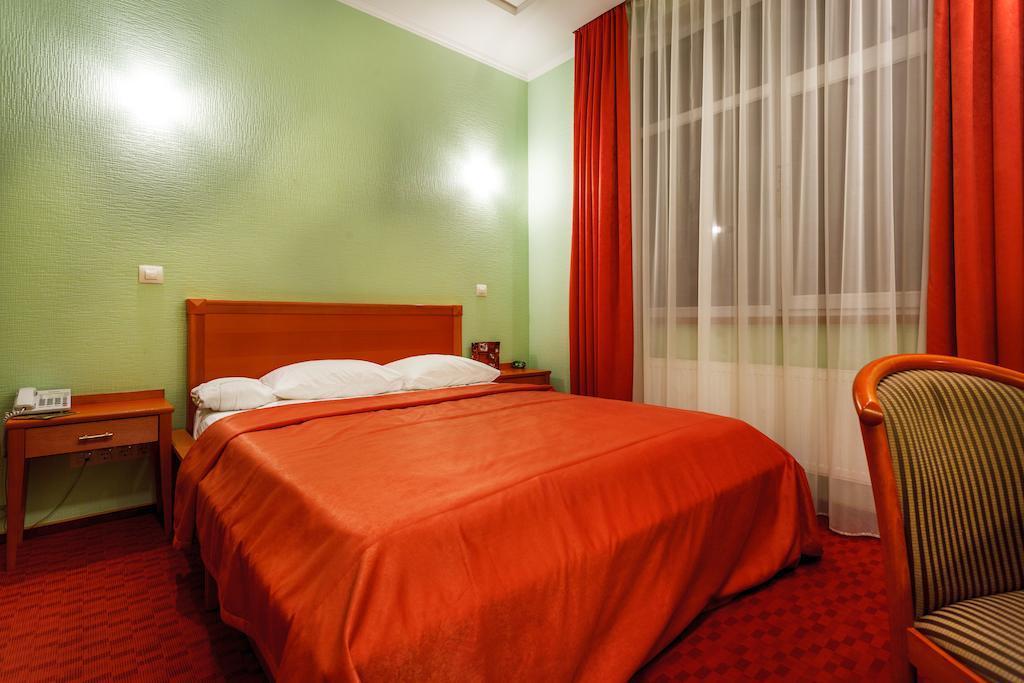 Victoria Hotel Kharkov Bilik gambar
