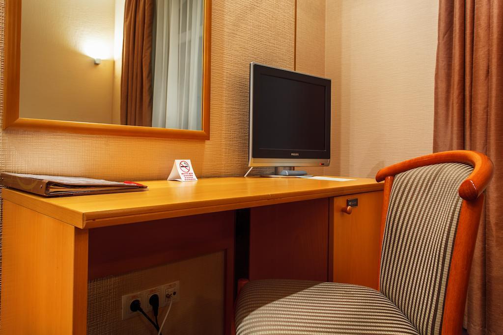 Victoria Hotel Kharkov Bilik gambar