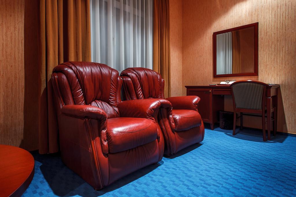 Victoria Hotel Kharkov Luaran gambar