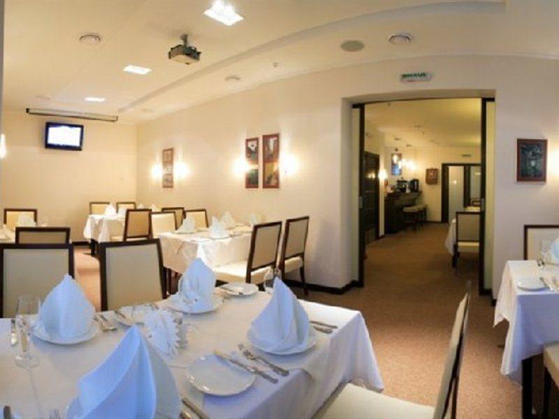 Victoria Hotel Kharkov Luaran gambar