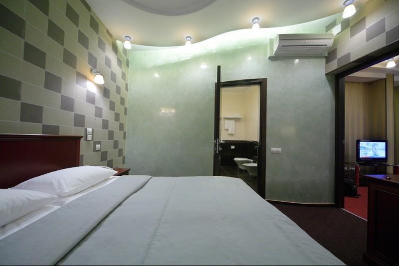 Victoria Hotel Kharkov Bilik gambar