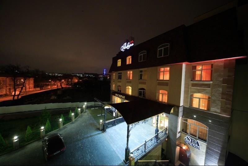 Victoria Hotel Kharkov Luaran gambar
